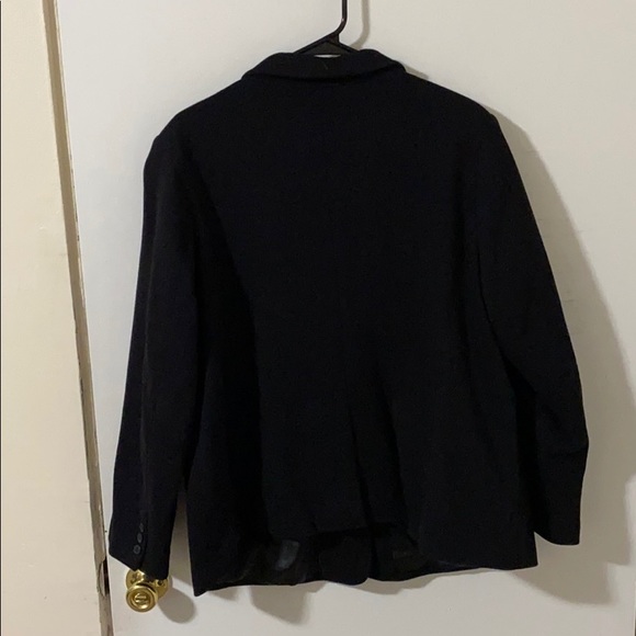 Blazer - Picture 2 of 3